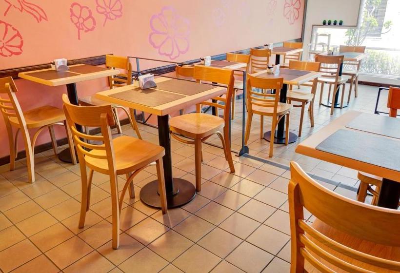 Отель Colonial Rosario