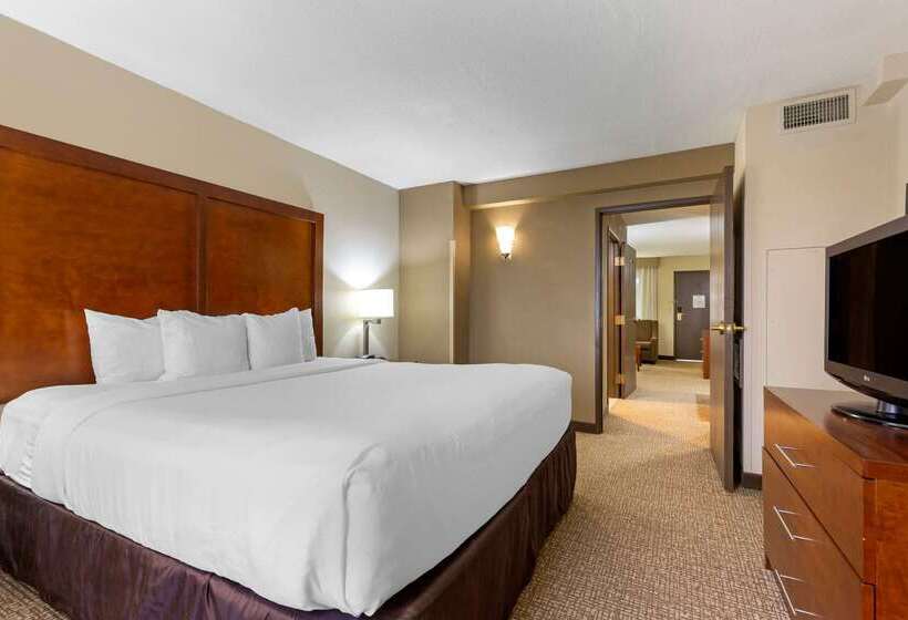 فندق Comfort Suites Near Potomac Mills