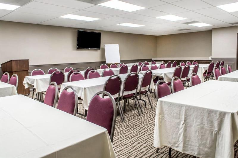 فندق Comfort Suites Near Potomac Mills