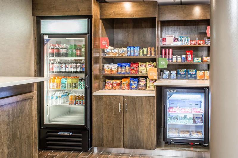 בית מלון כפרי Comfort Suites Near Potomac Mills