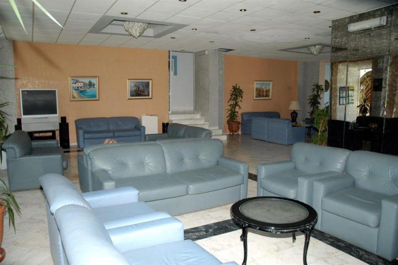 فندق Faliraki Bay