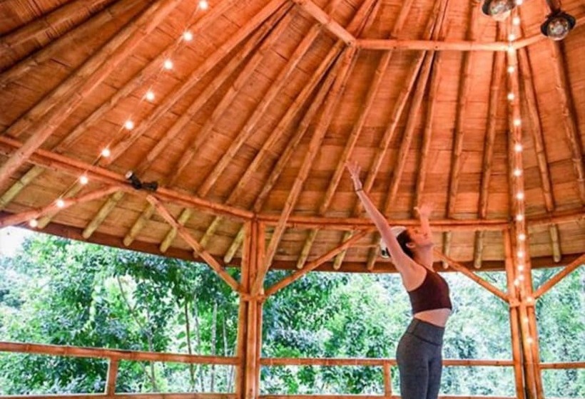 فندق Finca Luna Nueva Lodge