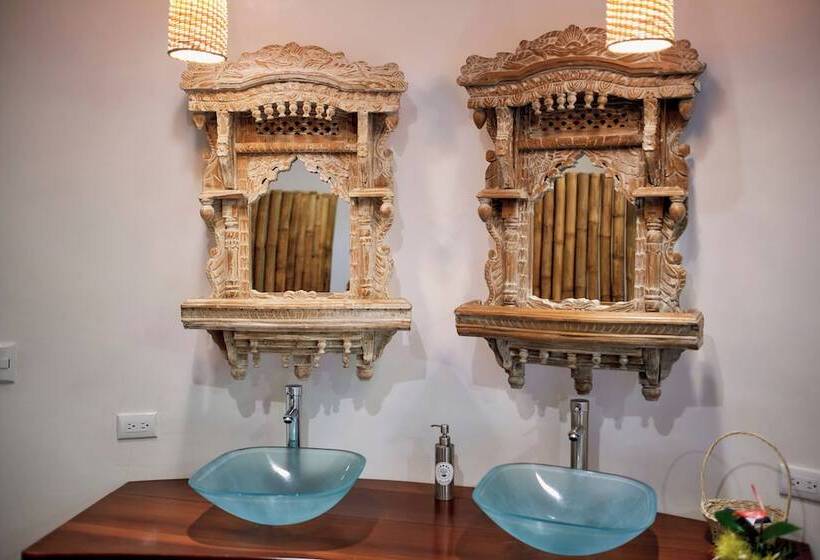 فندق Finca Luna Nueva Lodge