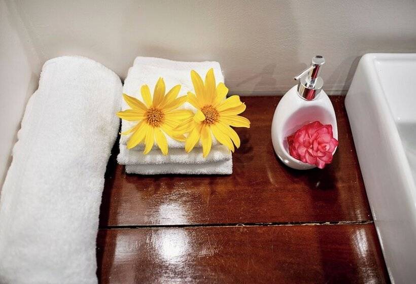 فندق Finca Luna Nueva Lodge