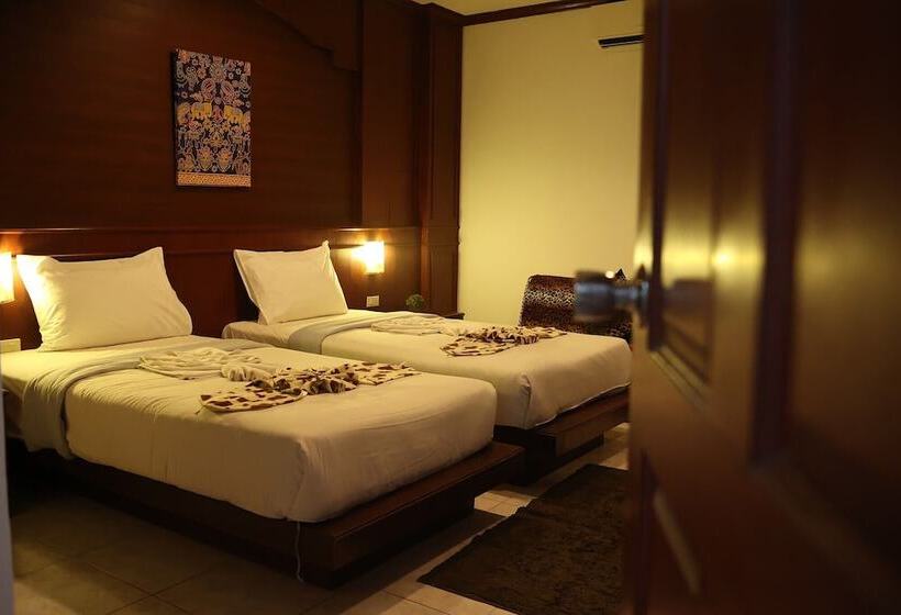 فندق New Forest Patong