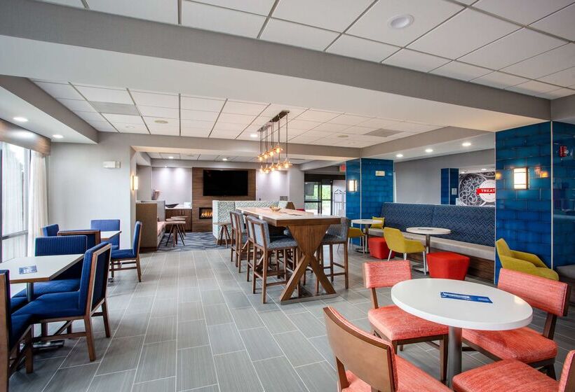 فندق Hampton Inn Elkins