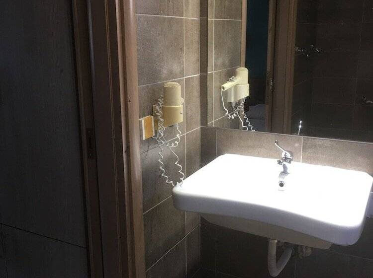 בית מלון כפרי Hermes