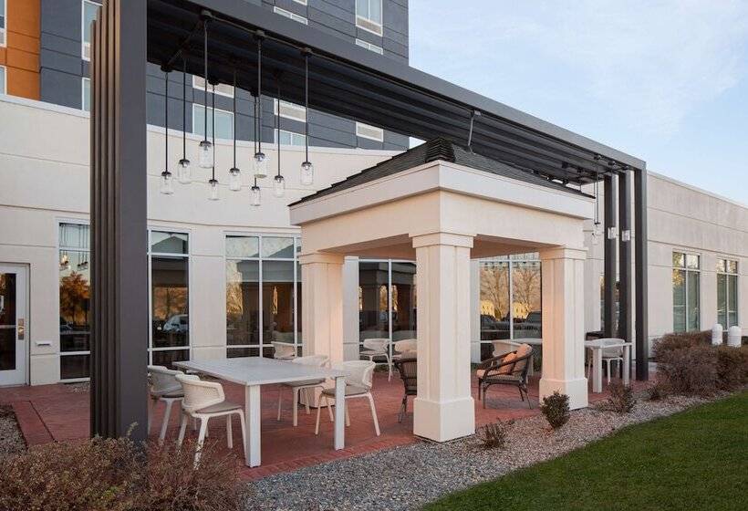 בית מלון כפרי Hilton Garden Inn Salt Lake City Airport