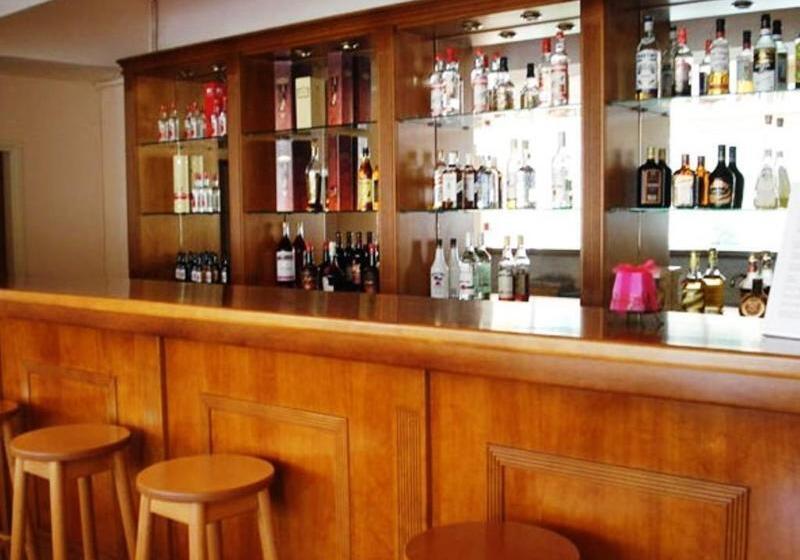 בית מלון כפרי Hiona Holiday