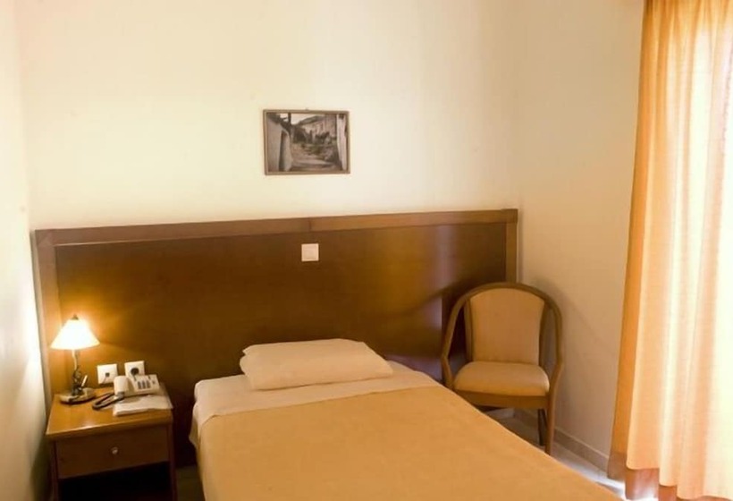 בית מלון כפרי Hiona Holiday