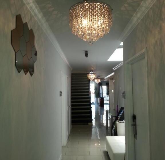 فندق Hollywood Vip