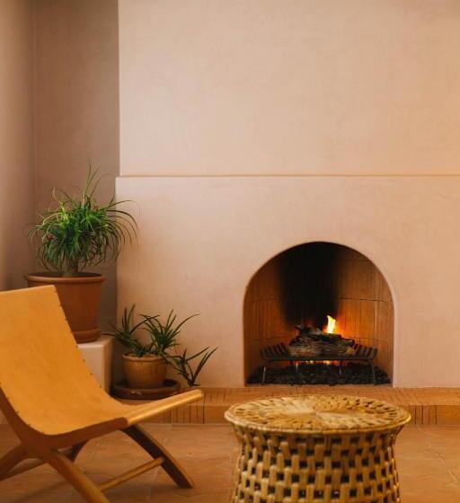 בית מלון כפרי Hummingbird Inn