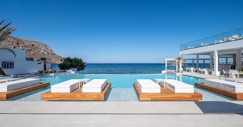 فندق Kantouni Beach Boutique