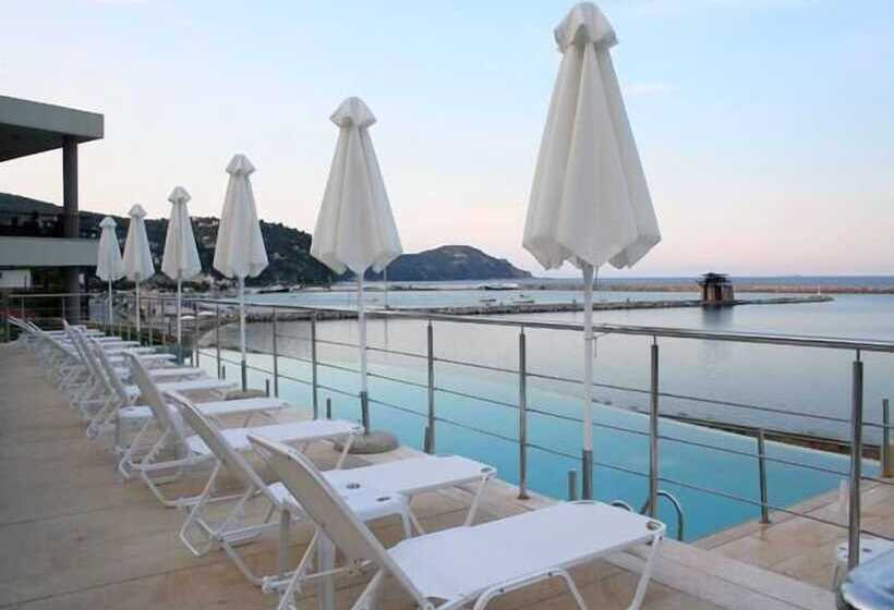 בית מלון כפרי Kymi Palace