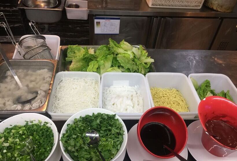 La Perle International Hotel Free Shuttle Between Hotel And Exhibition Center During Canton Fair &