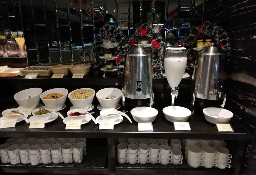 La Perle International Hotel Free Shuttle Between Hotel And Exhibition Center During Canton Fair &