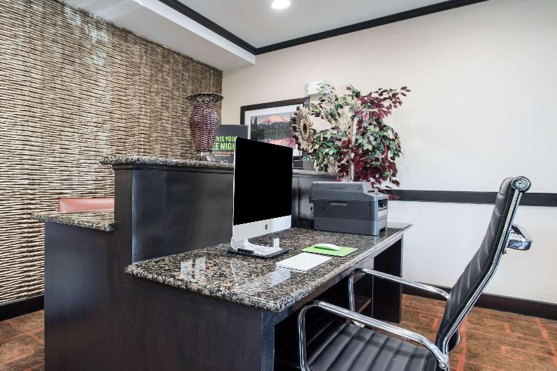 فندق La Quinta By Wyndham Auburn