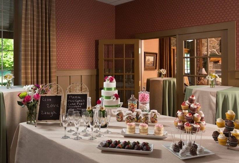 Отель Lake Opechee Inn And Spa