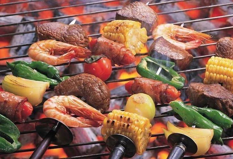 ホテル Lars Lita Residence