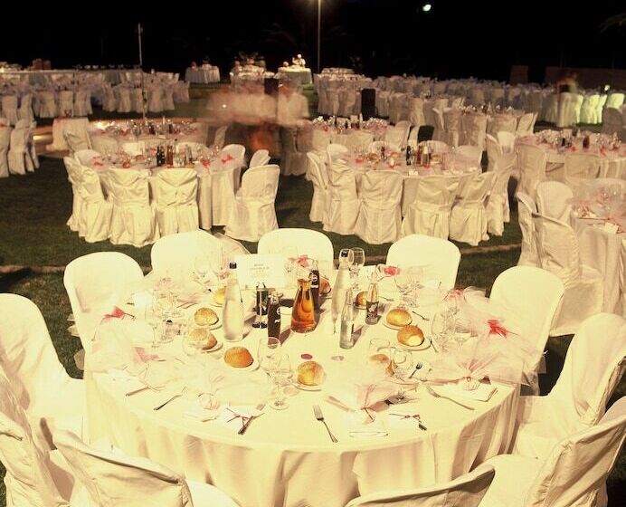 בית מלון כפרי Long Beach Resort