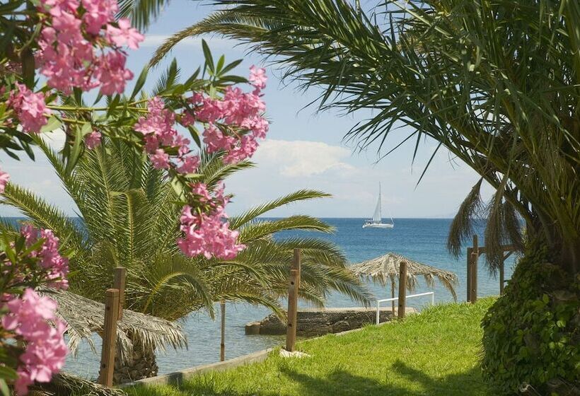 בית מלון כפרי Long Beach Resort