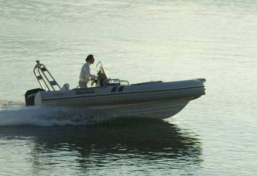 בית מלון כפרי Long Beach Resort