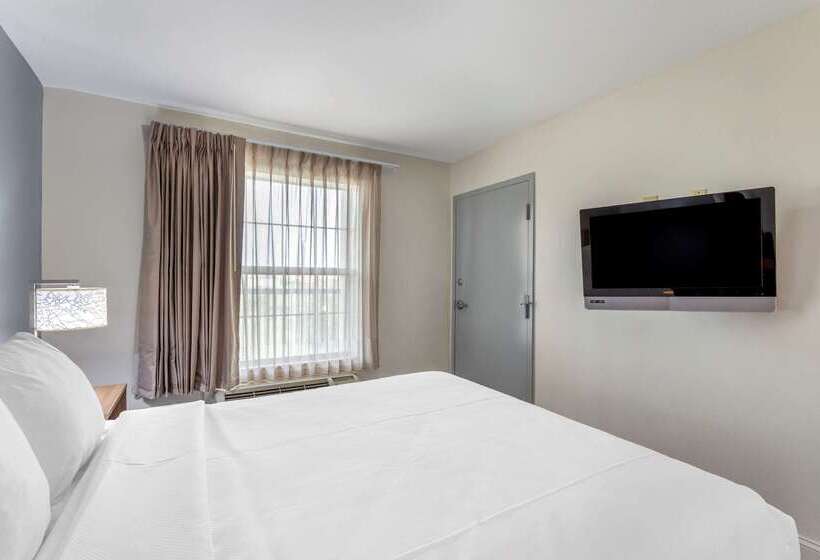 בית מלון כפרי Mainstay Suites Port Arthur  Beaumont South