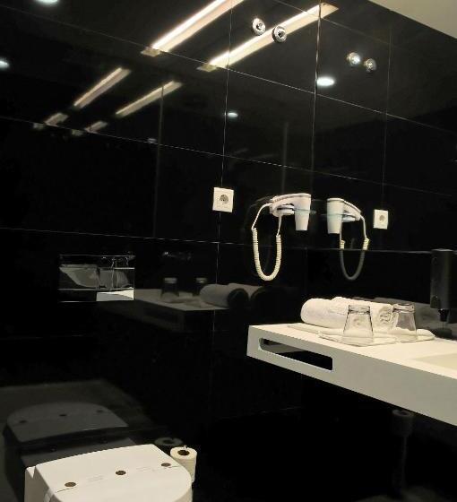 Open Village Sports Hotel & Spa Club