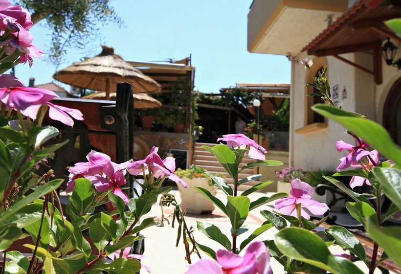 فندق Paradise Apartments