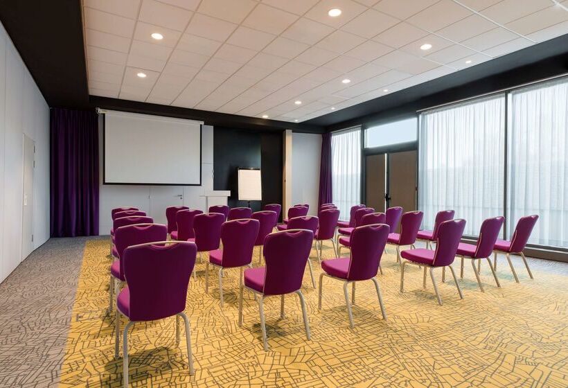 فندق Park Inn By Radisson Lille Grand Stade