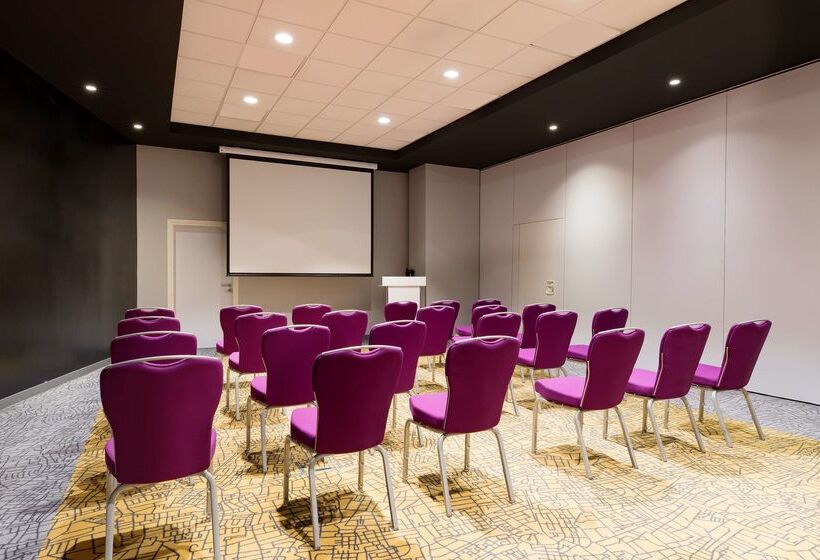 فندق Park Inn By Radisson Lille Grand Stade