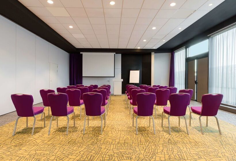 فندق Park Inn By Radisson Lille Grand Stade