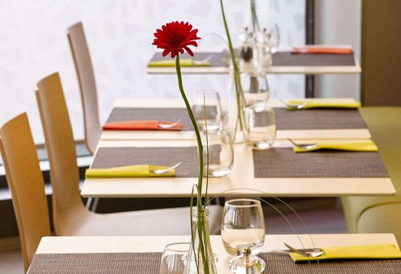 فندق Park Inn By Radisson Lille Grand Stade