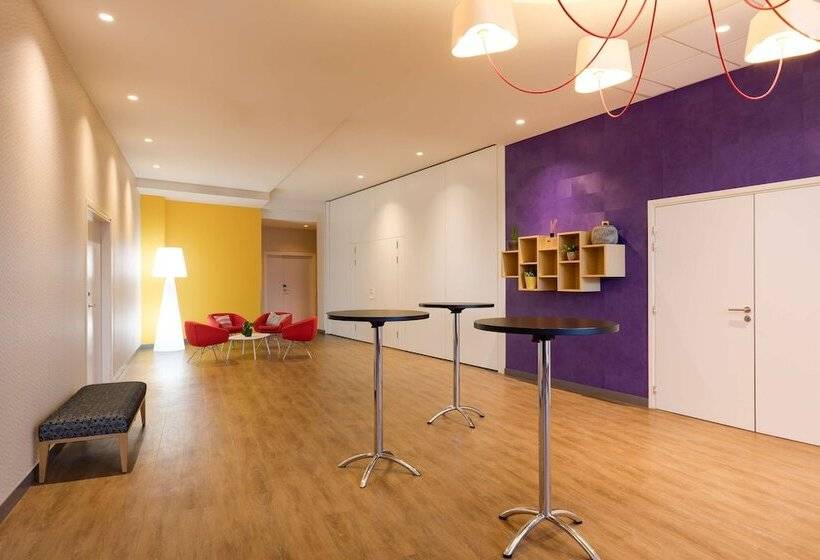 فندق Park Inn By Radisson Lille Grand Stade