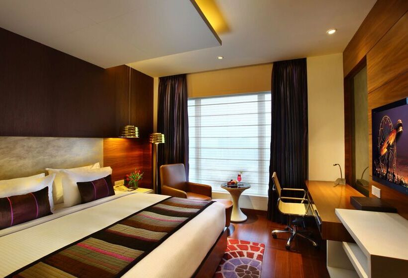 Отель Park Plaza Shahdara