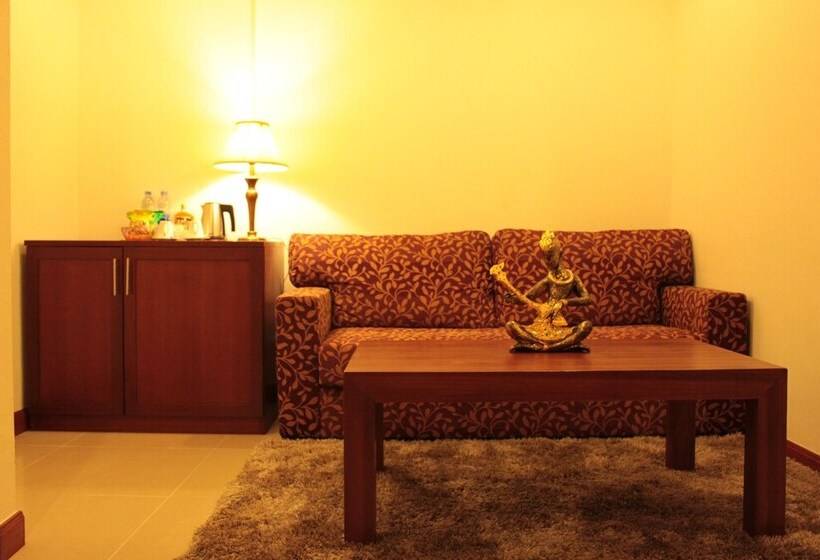 فندق Patong Hemingway S