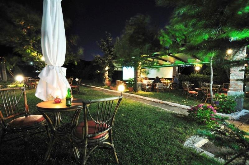 בית מלון כפרי Pezoula