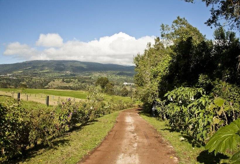 فندق Poas Volcano Lodge