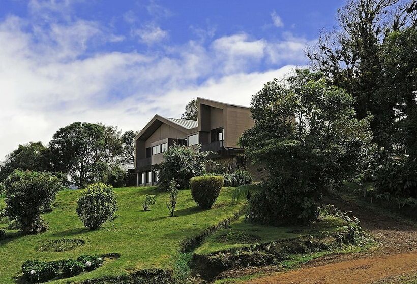 فندق Poas Volcano Lodge