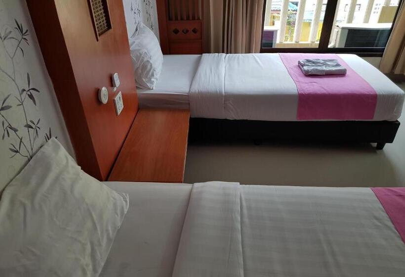 Poonsook Phitsanulok Hotel Sha Plus