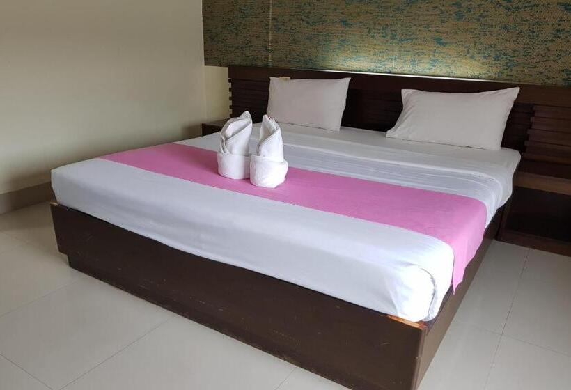 Poonsook Phitsanulok Hotel Sha Plus