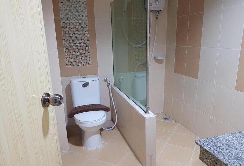 Poonsook Phitsanulok Hotel Sha Plus