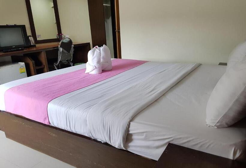 Poonsook Phitsanulok Hotel Sha Plus