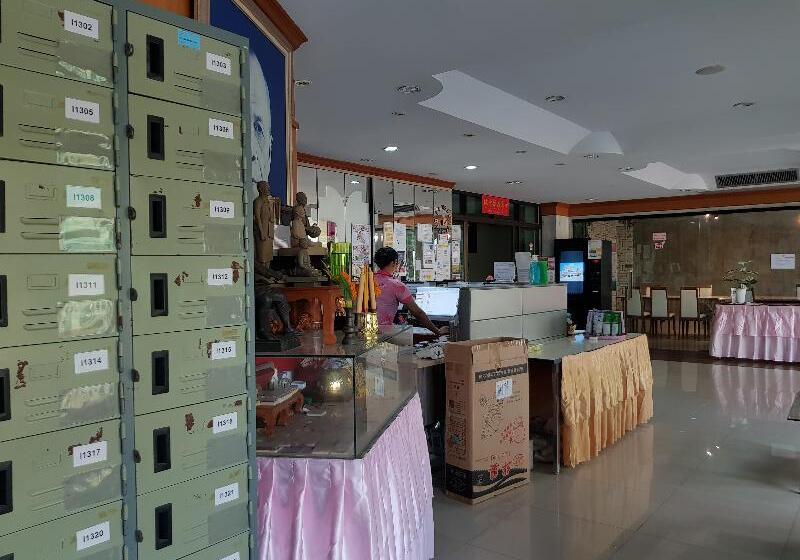 Poonsook Phitsanulok Hotel Sha Plus