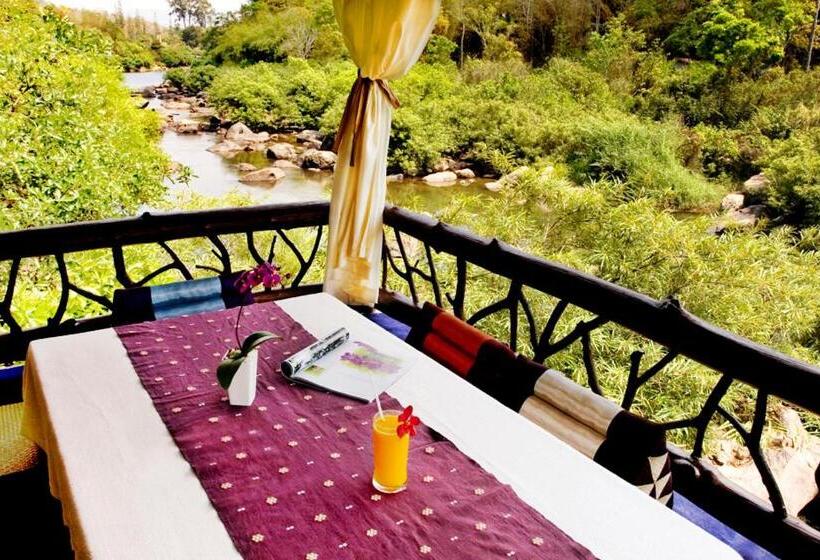 בית מלון כפרי Rain Forest Resort