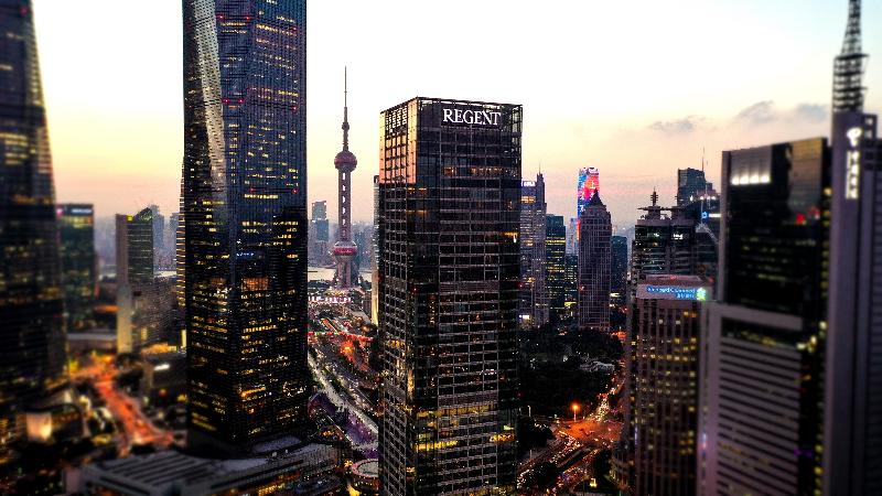 호텔 Regent Shanghai Pudong Complimentary First Round Minibar Per Stay Including A Bottle Of Wine