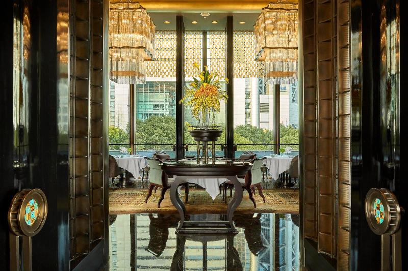 호텔 Regent Shanghai Pudong Complimentary First Round Minibar Per Stay Including A Bottle Of Wine