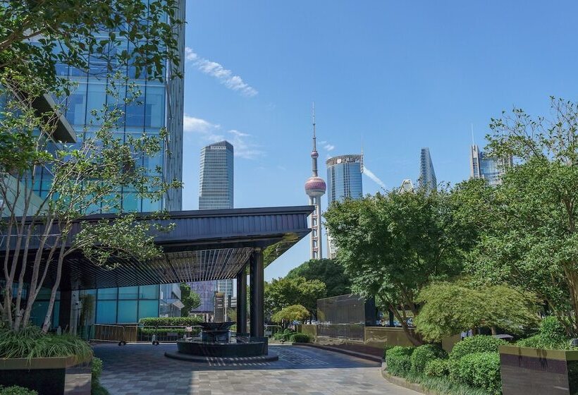 호텔 Regent Shanghai Pudong Complimentary First Round Minibar Per Stay Including A Bottle Of Wine