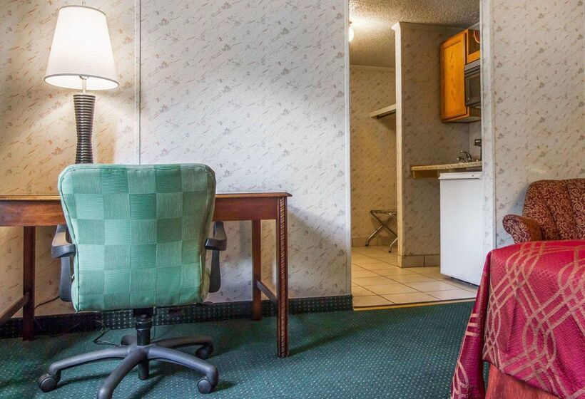 ホテル Rodeway Inn & Suites Brunswick Near Hwy 1