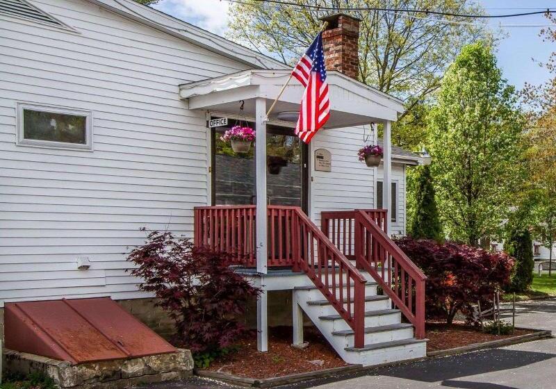 ホテル Rodeway Inn & Suites Brunswick Near Hwy 1